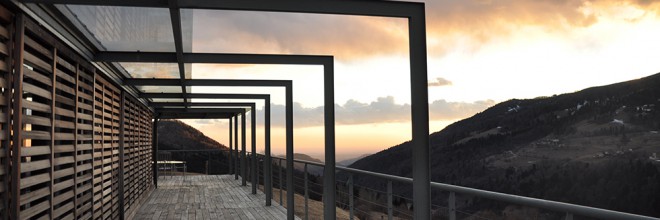 eine Pergola schafft Ambiente und Stil
